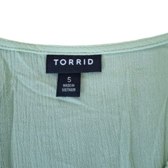 Torrid Babydoll Crinkle Gauze Crochet Inset Lace Up Top Women's Cute Green Sz 5X - Picture 8 of 14